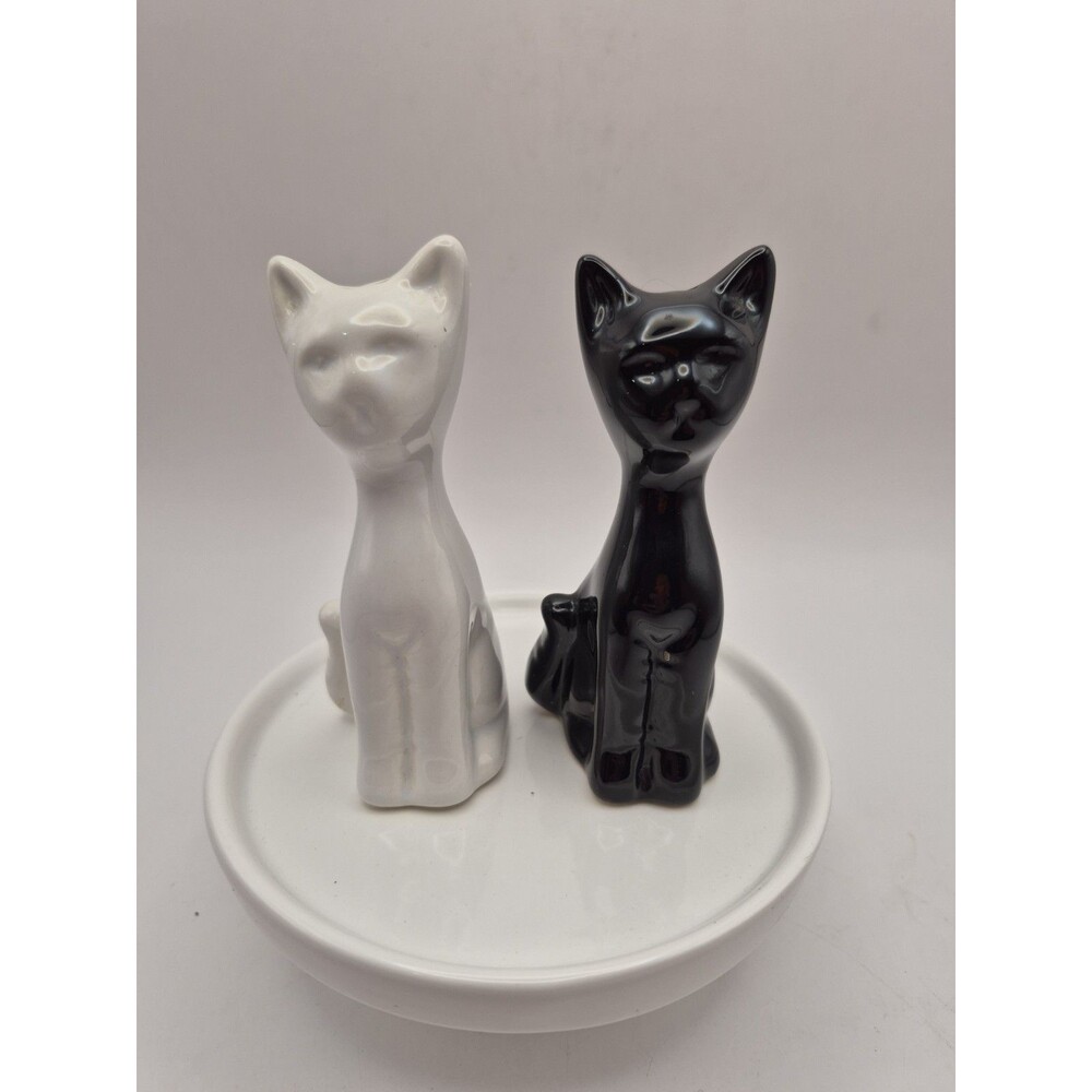 American Atelier Ceramic Black & White Cat Salt & Pepper Shaker Set 4.5" Kitty